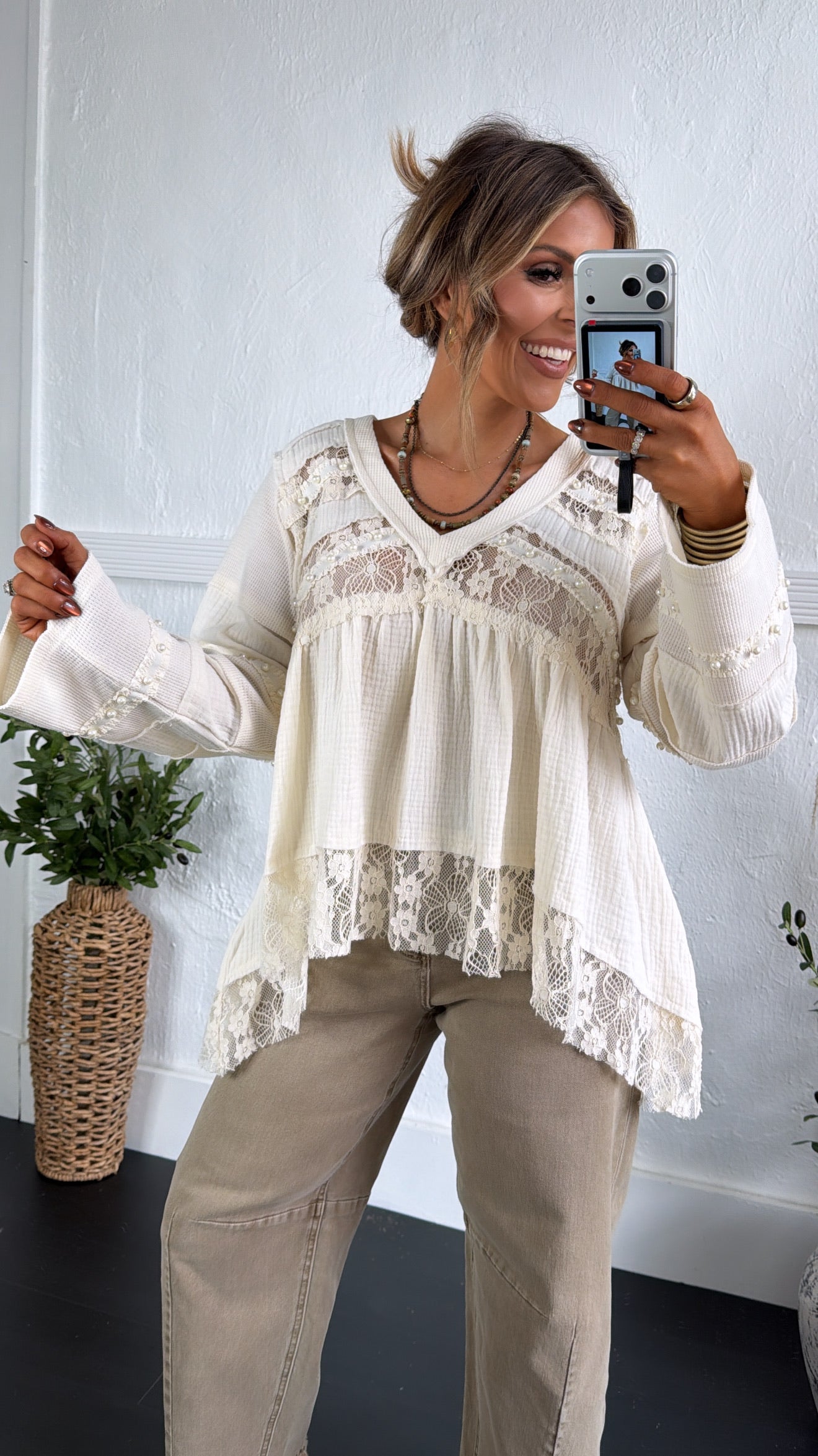 Coraline Lace Blouse, Natural – Everyday Chic Boutique