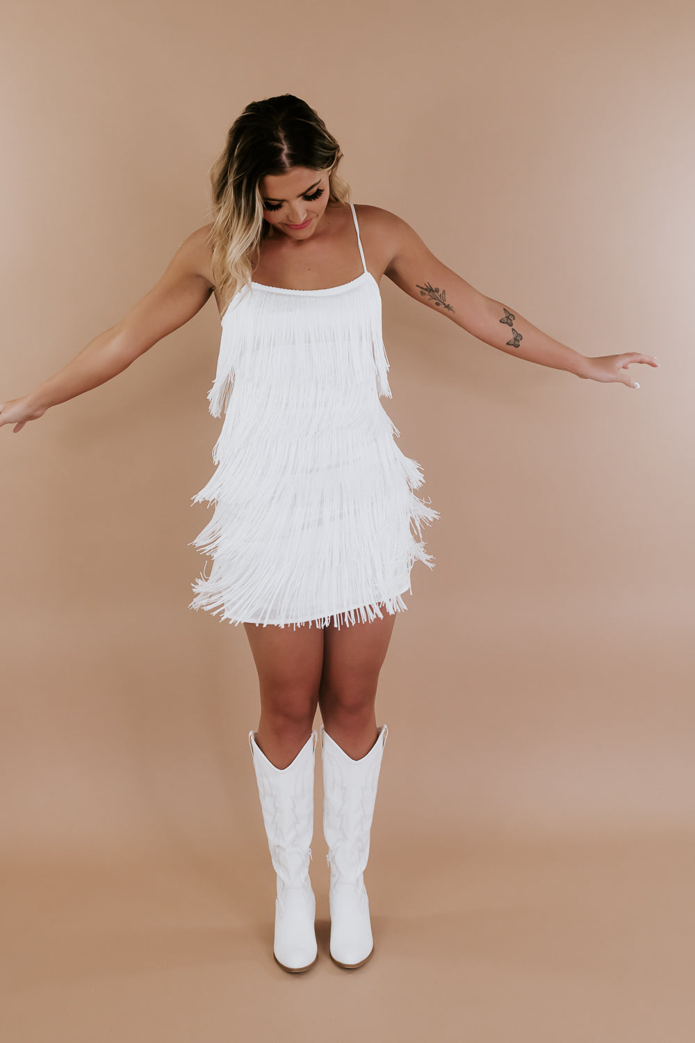Wedding Dress White Dress With Fringe Bottom VERWIN Women's Fringe Maxi Sequins Short Sleeve Tassels Dress Wedding Dress White Dress With Fringe Bottom VERWIN Women's Fringe Maxi Sequins Short Sleeve Tassels Dress