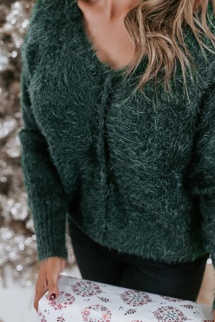 So Soft V Neck Sweater , Green