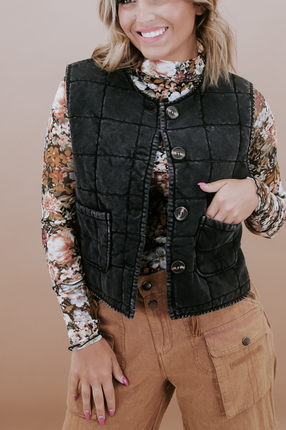 On a Quest Quilted Vest, Black