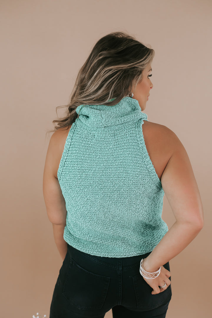 BY TOGETHER:Cowl Neck Sweater Tank, Green