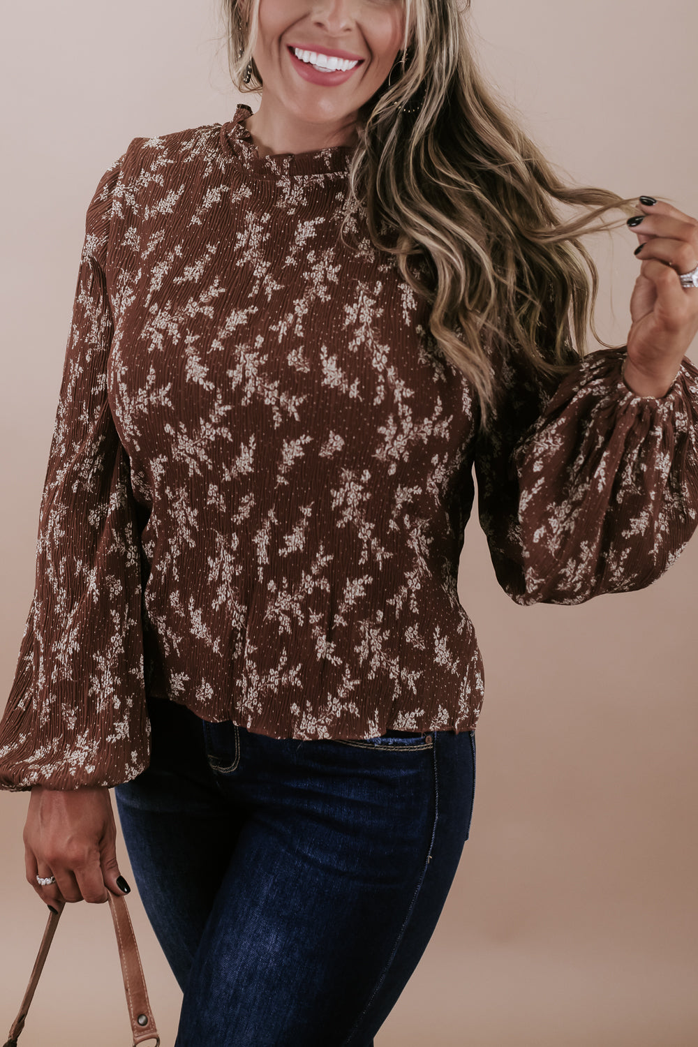 Blossom Scalloped Neck Floral Top, Camel – Everyday Chic Boutique