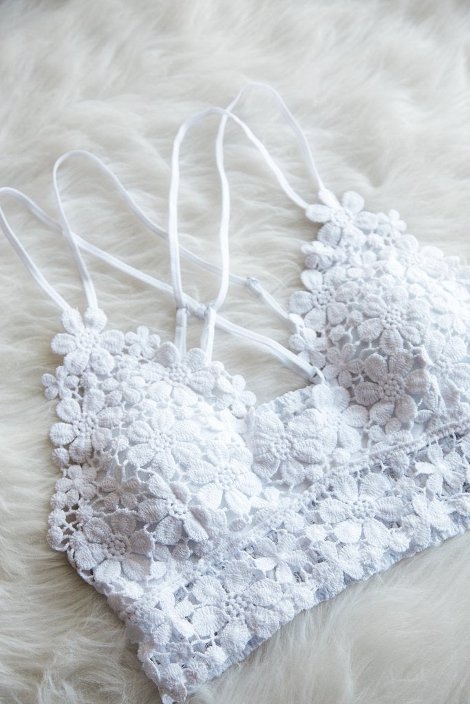 Dainty Daisy Bralette, White – Everyday Chic Boutique