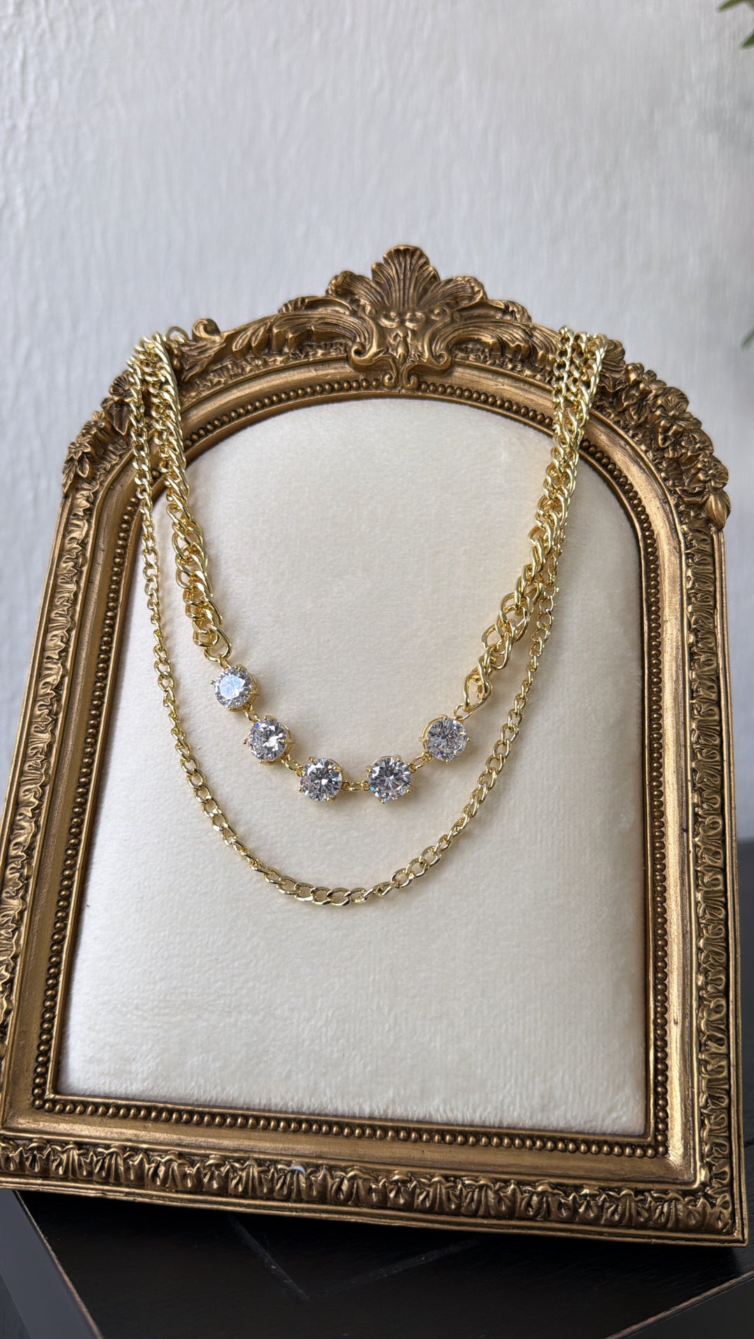Treasure Jewels: Diamond Glow Necklace