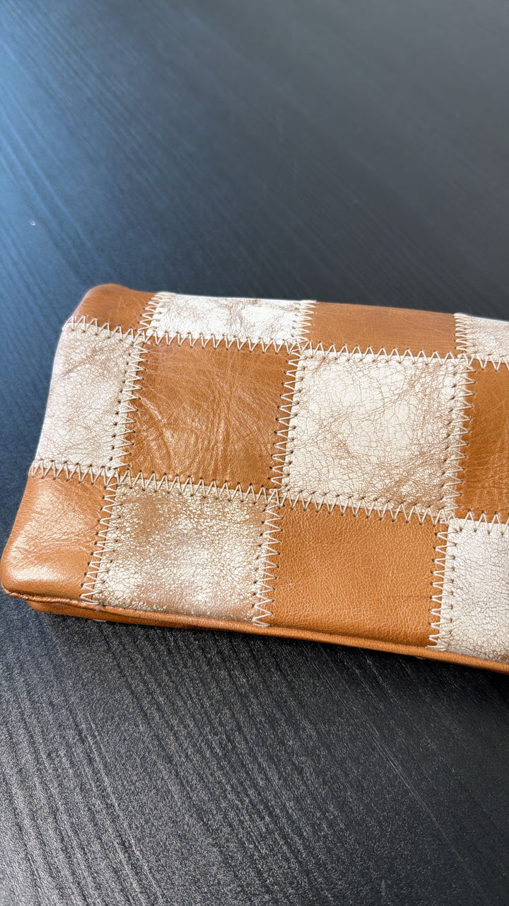 Bedstu Cadence PW, Tan Rustic Nectar Lux