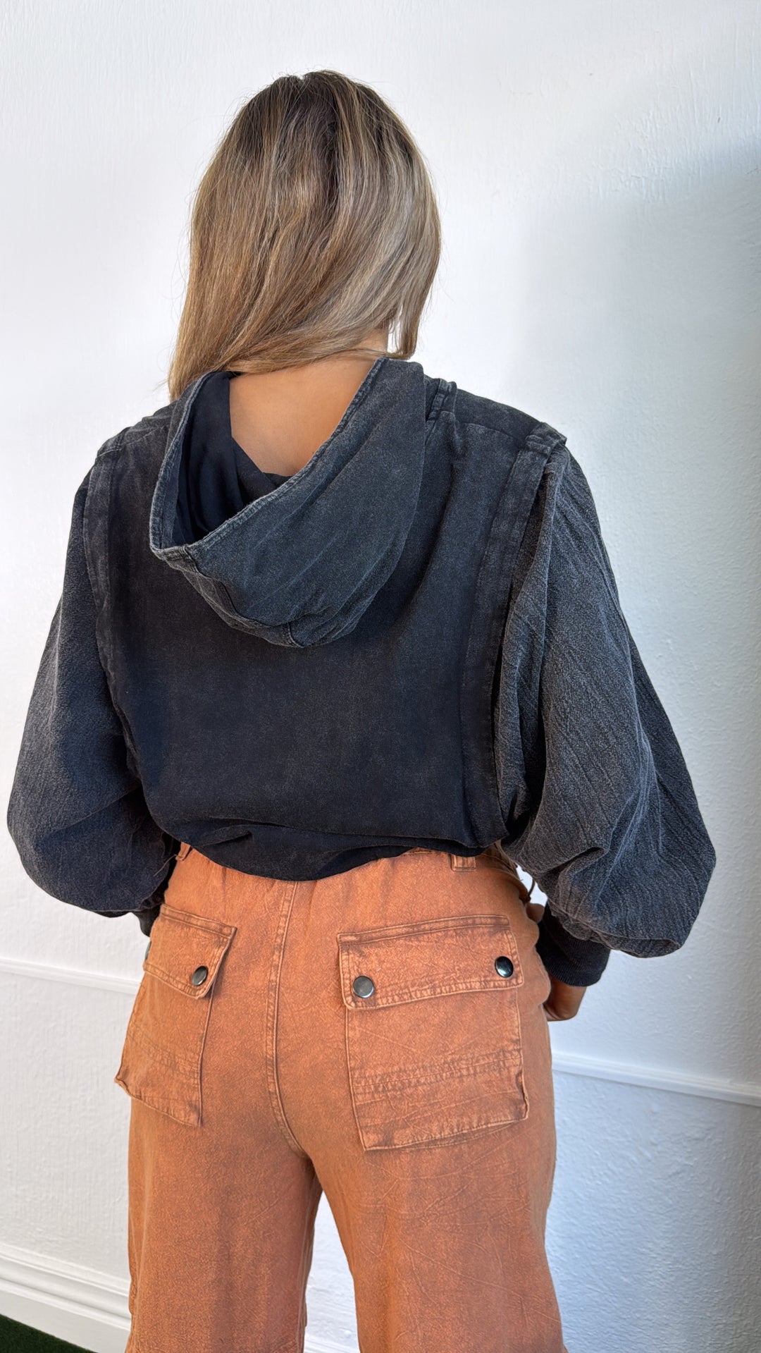 Mineral Wash Gameday Hoodie, Black