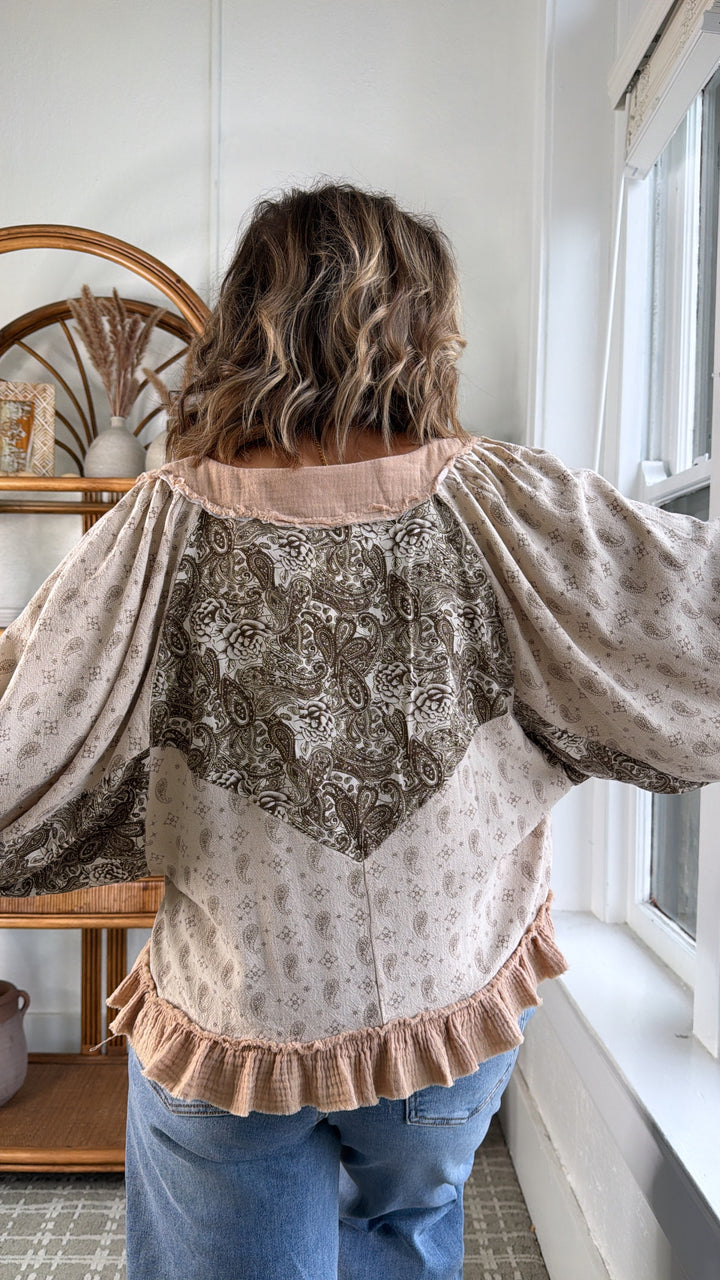 Petal Kiss Blouse, Beige Multi