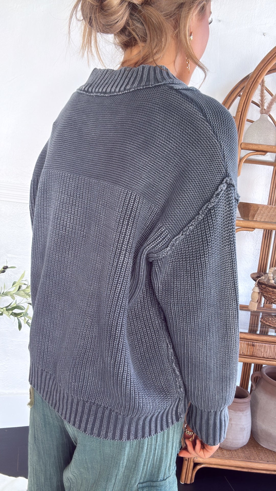 Chill Vibes Pullover Sweater, Midnight