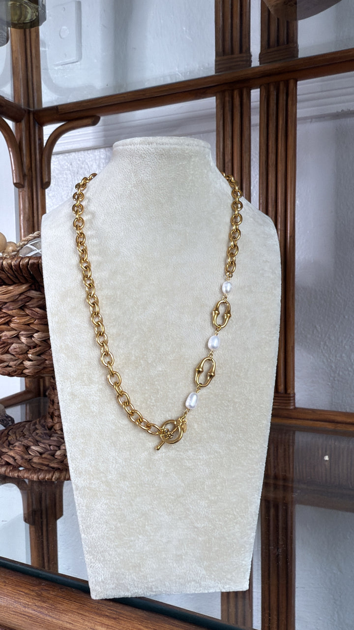 Treasure Jewels: Pearl Link Luxe Chain
