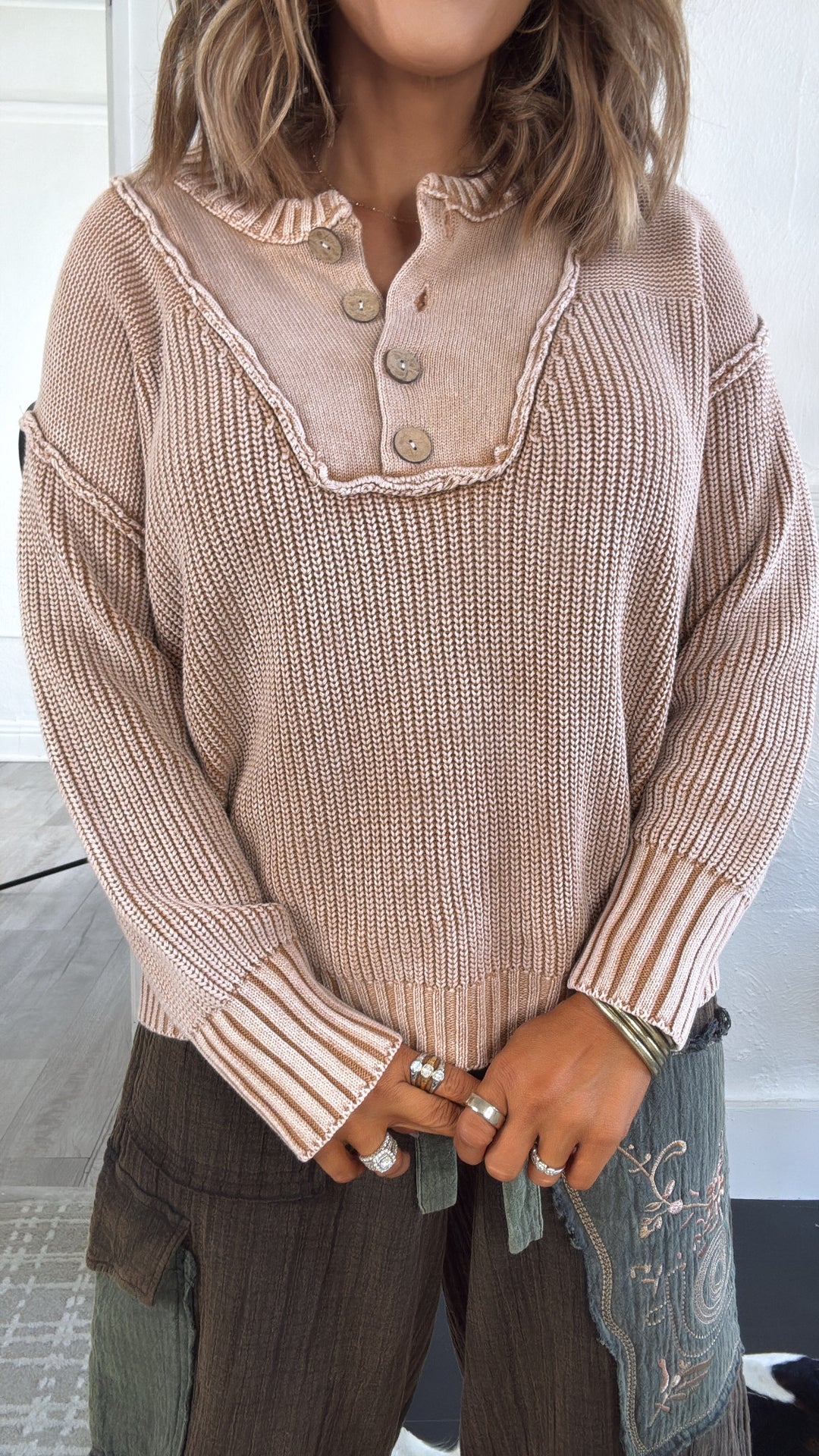 Chill Vibes Pullover Sweater, Washed Walnut