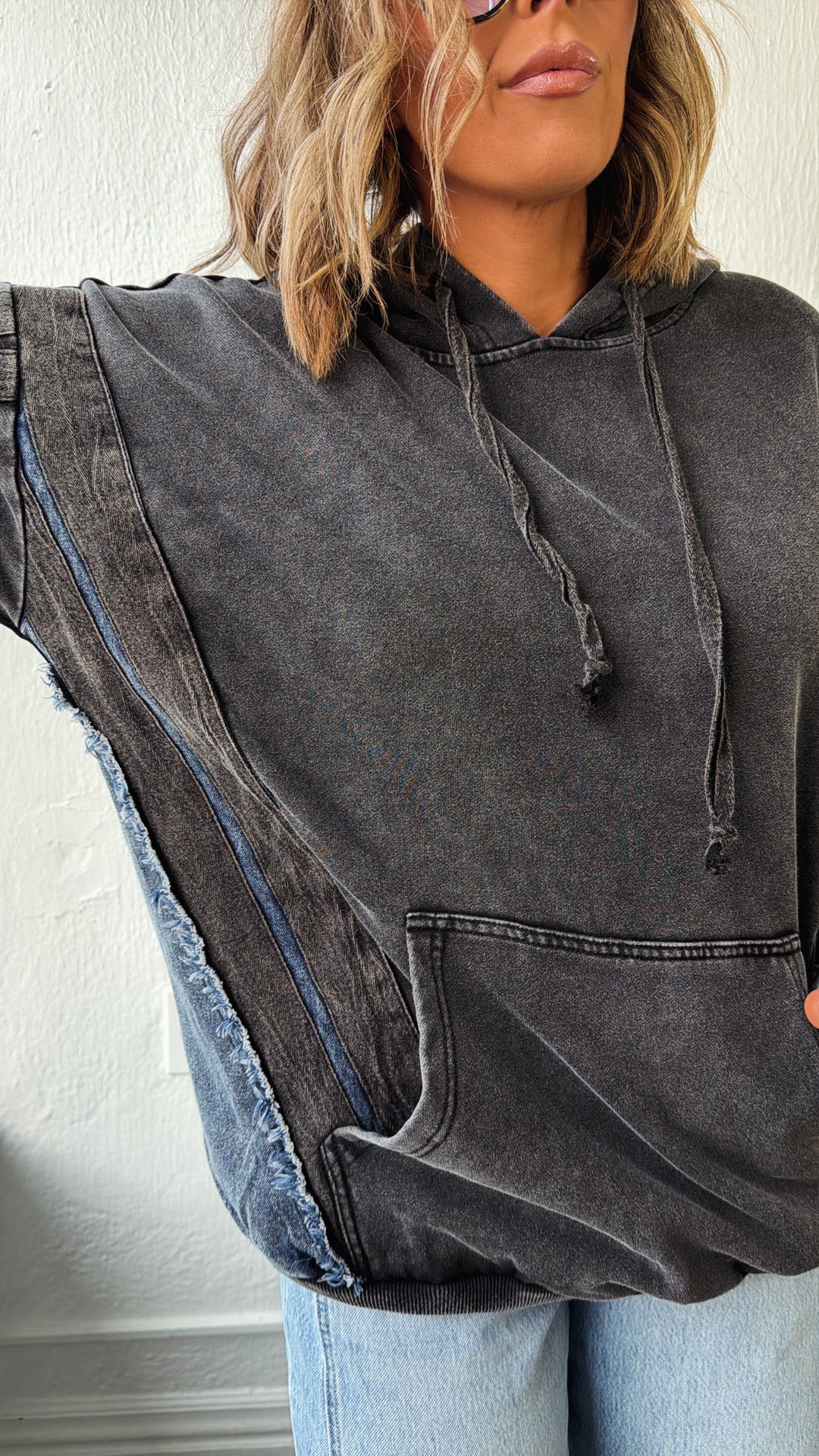 Stonewash Detailed Hoodie, Black