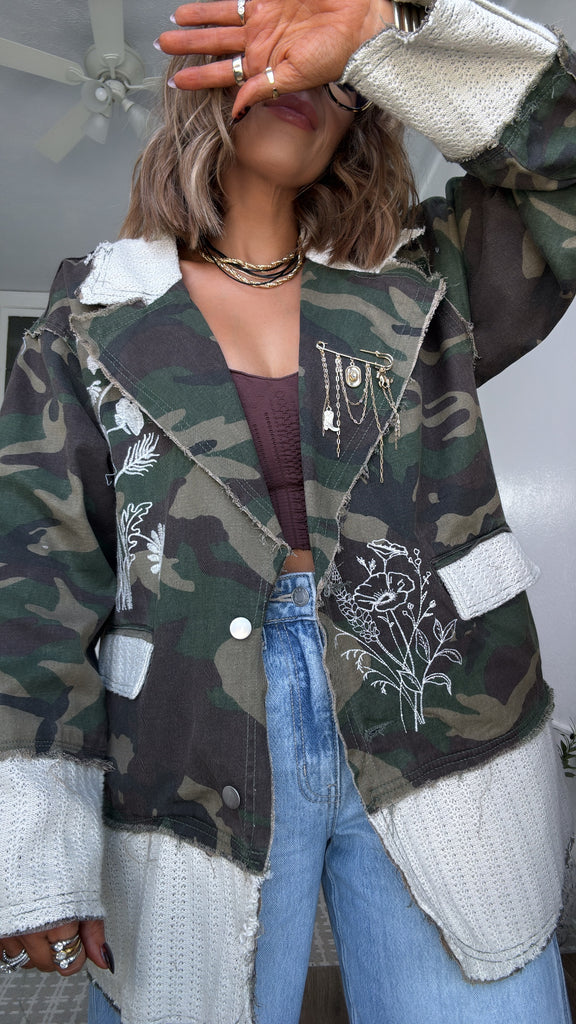 ジャケット・アウター ENGINEER SHORT JACKET TRIVAL CAMO Clover Camo Jacket – Everyday Chic Boutique