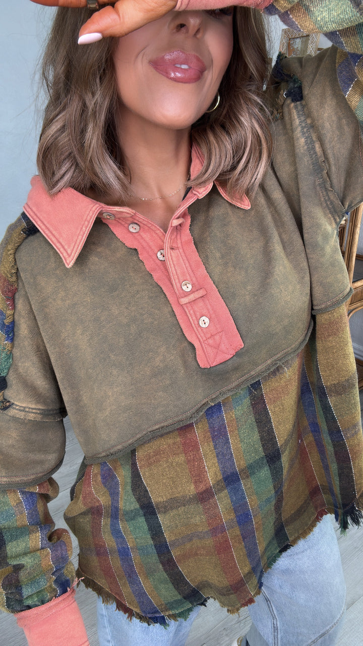 Hollow Pines Oversized Top, Olive Multi