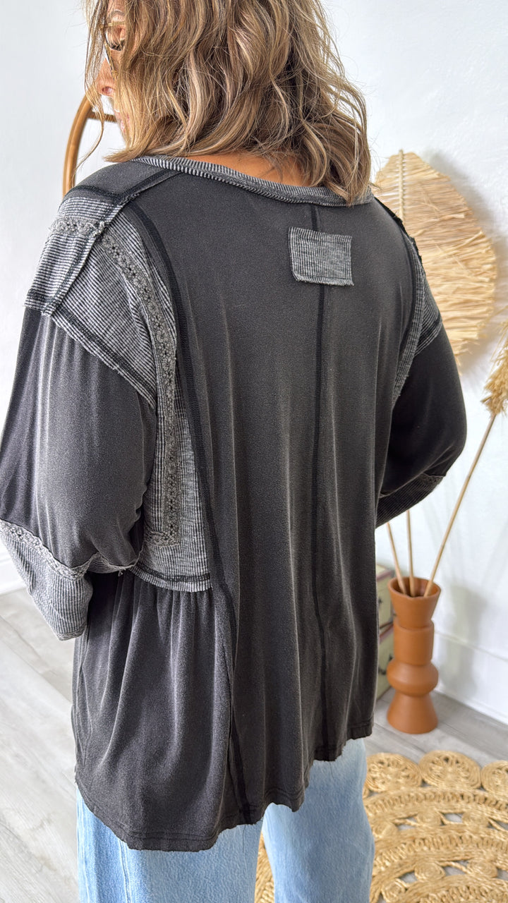 Wilted Willow Top, Black