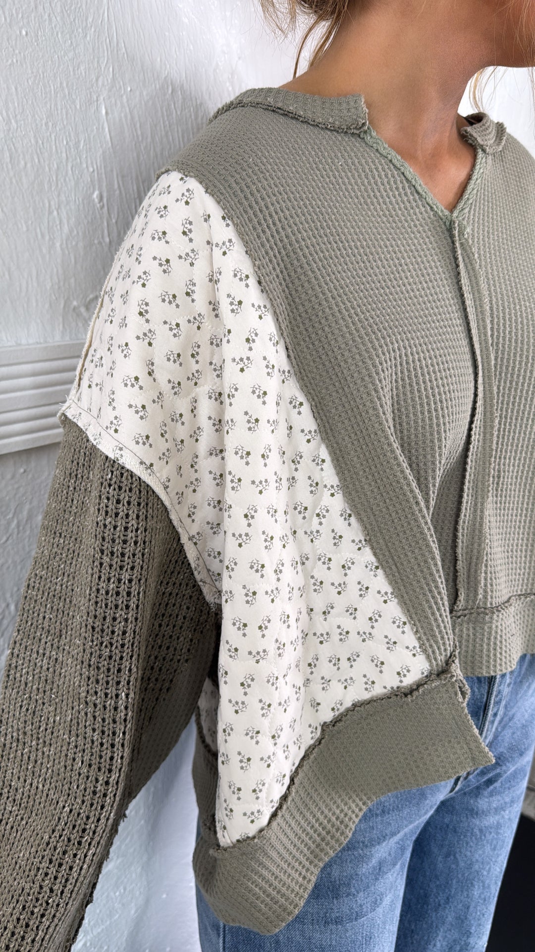 DOORBUSTER: POL Floral Sleeve Sweater, Olive