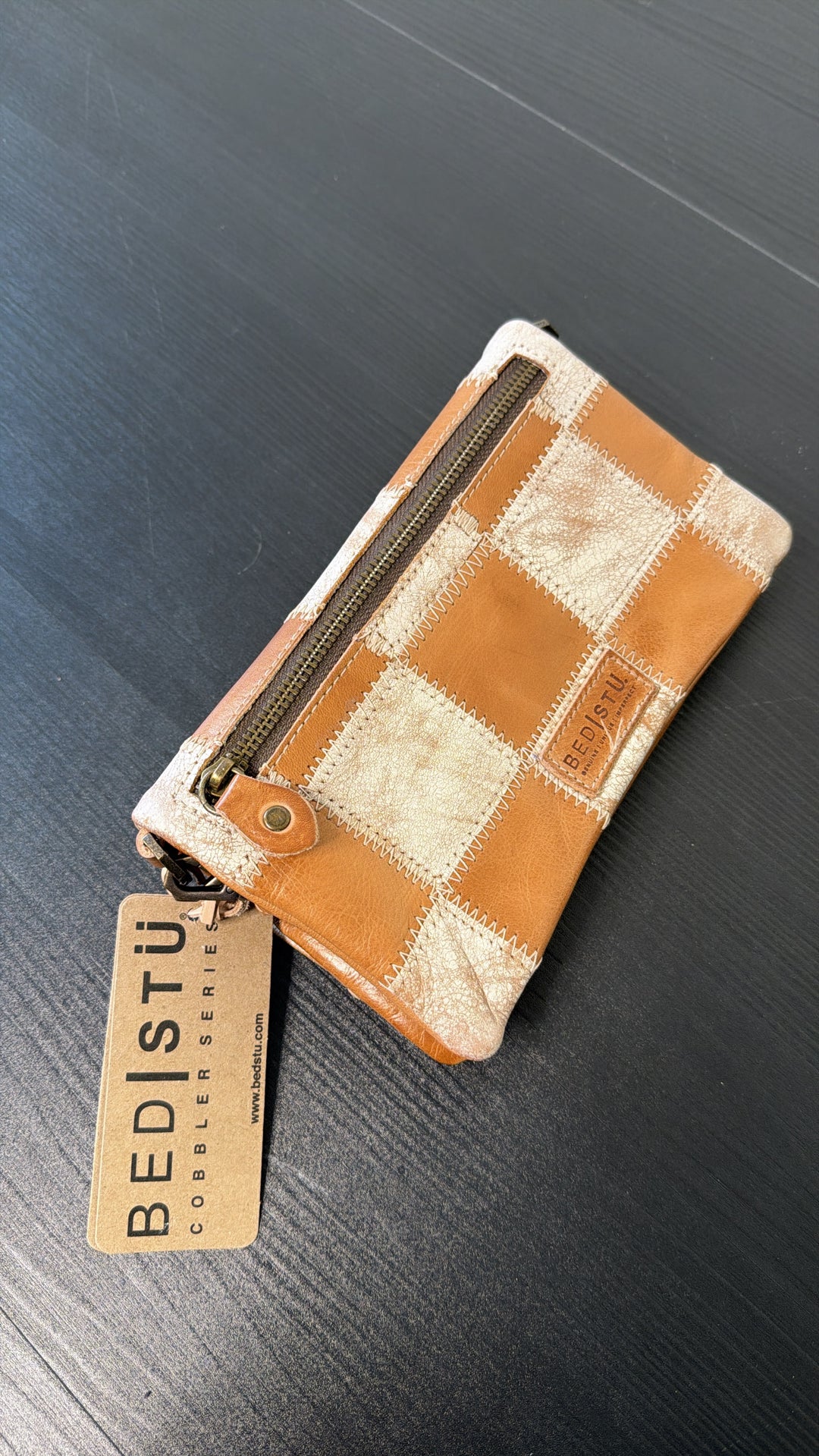 Bedstu Cadence PW, Tan Rustic Nectar Lux