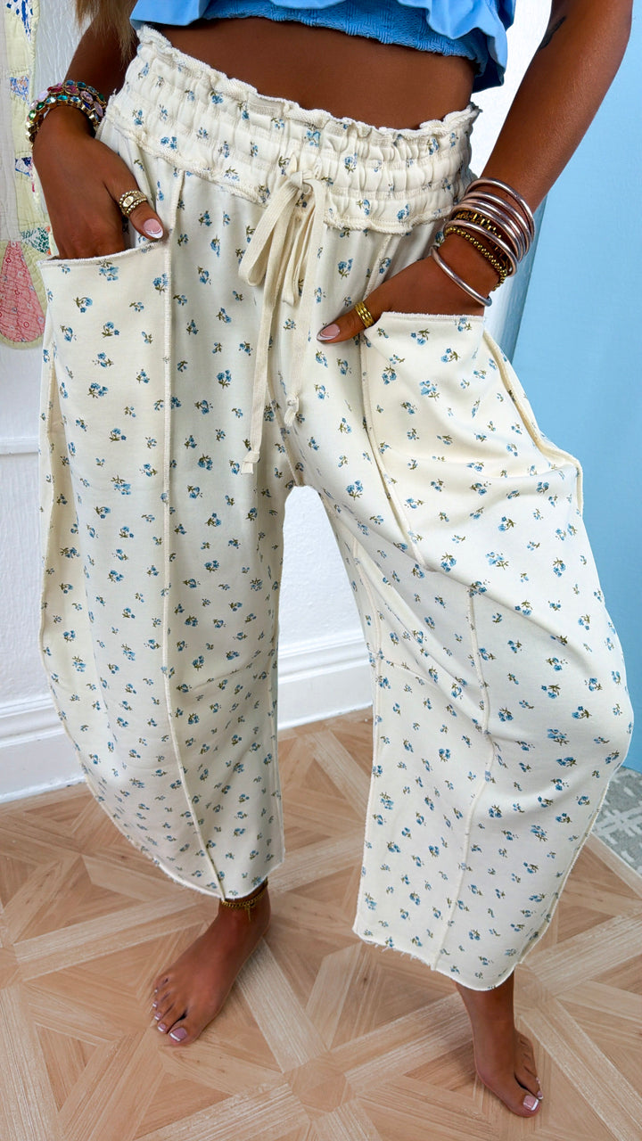Modern Garden Joggers, Cream