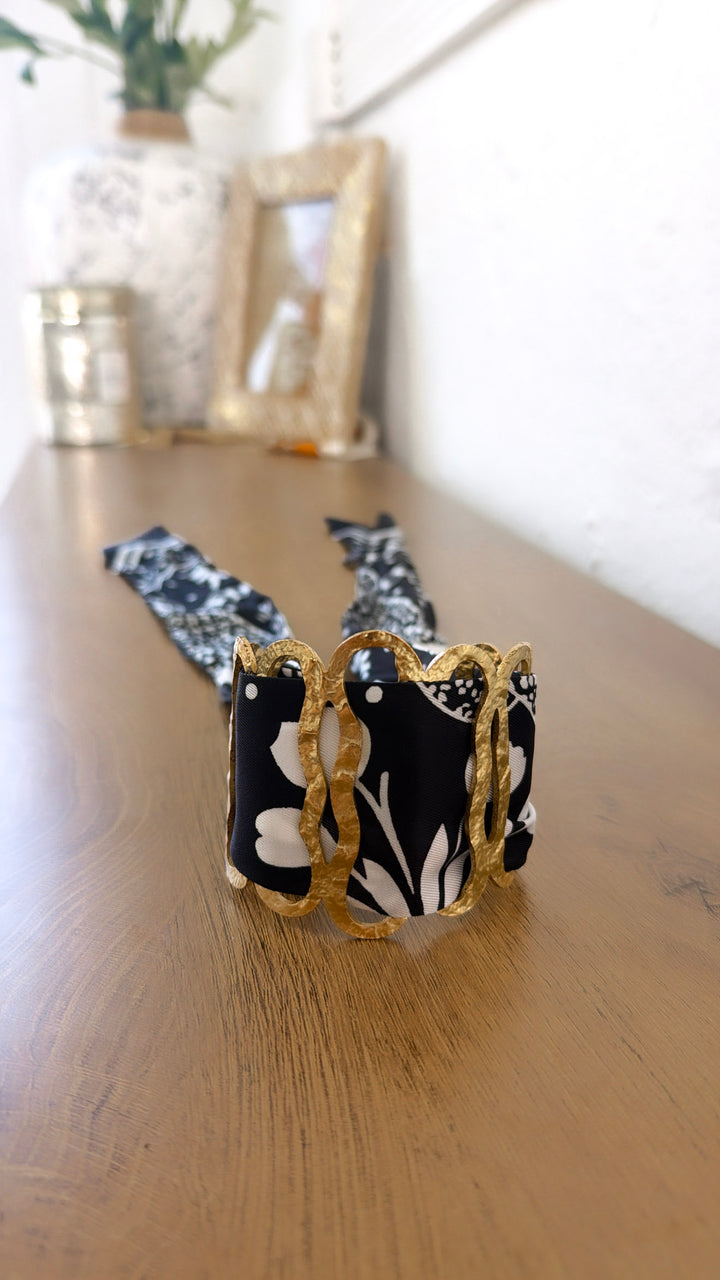 Bracelet Scarf, Black