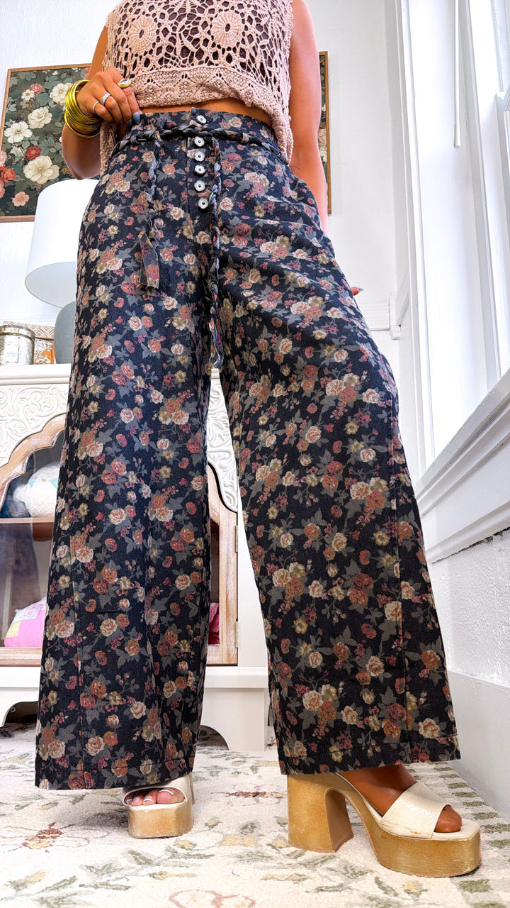 Muted Notes Floral Pants, Black Floral
