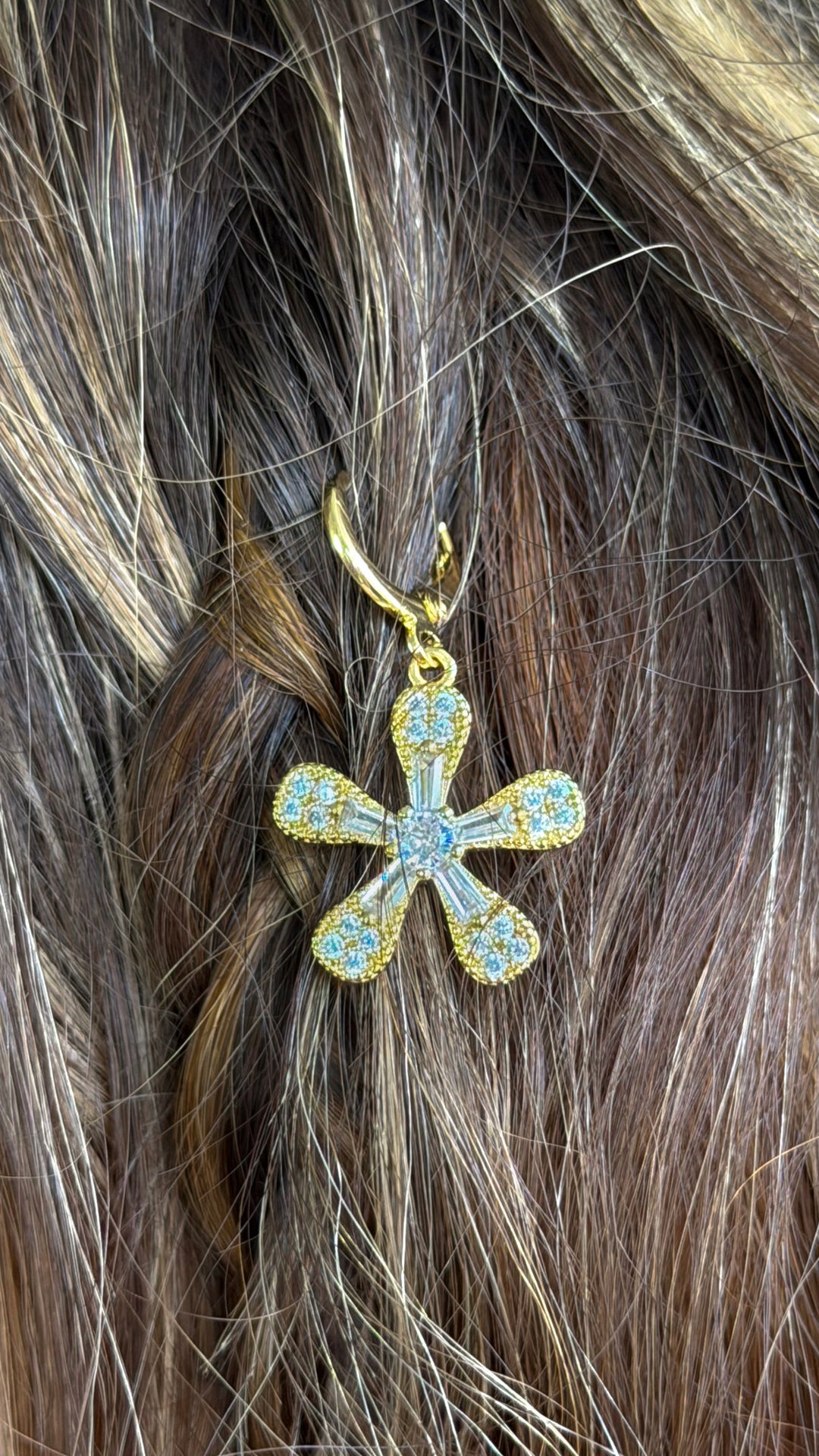 Treasure Jewels: Amore Flower Charm
