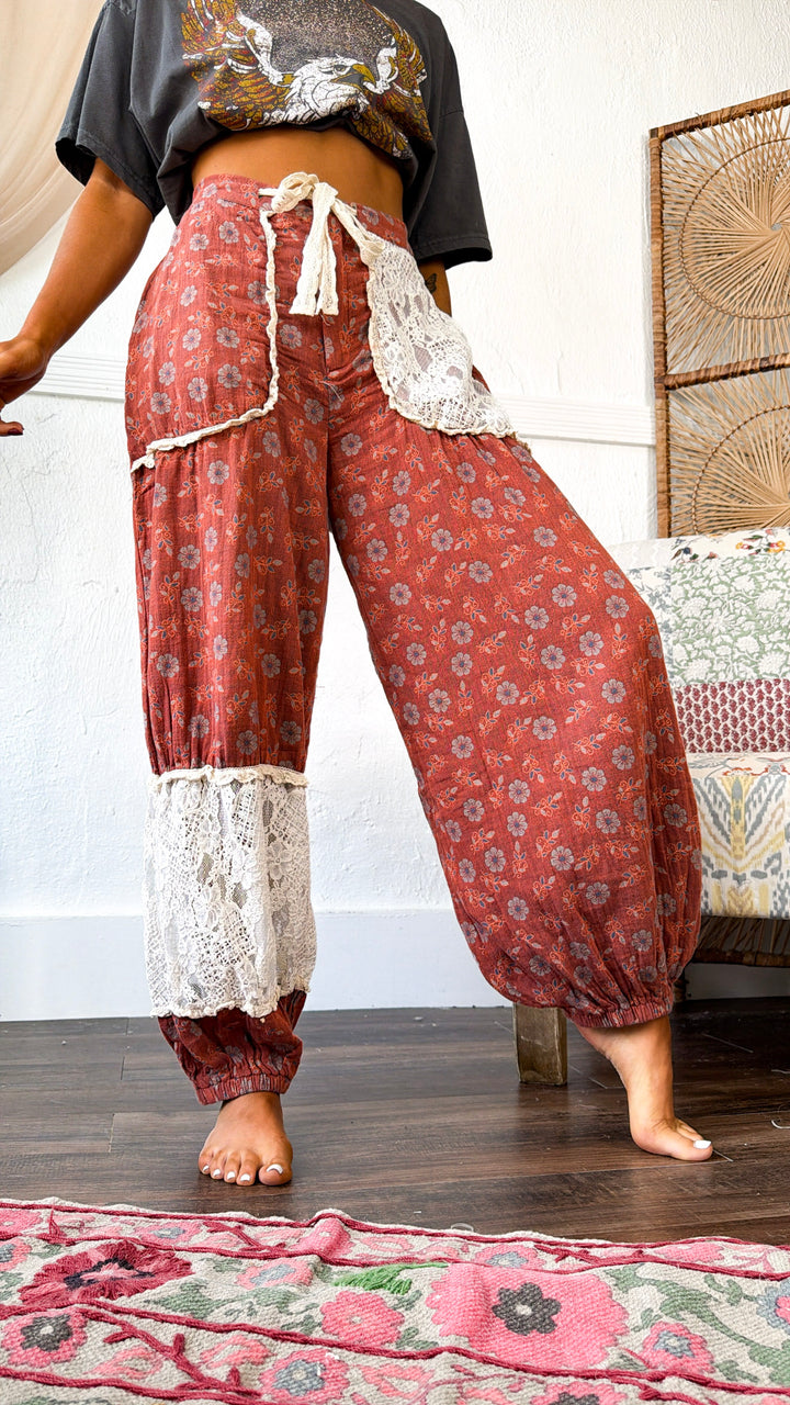 Touch Of Flare Joggers, Canyon Brick