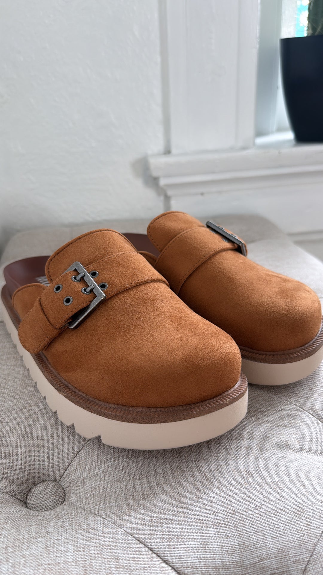 Mirewood Clogs, Camel