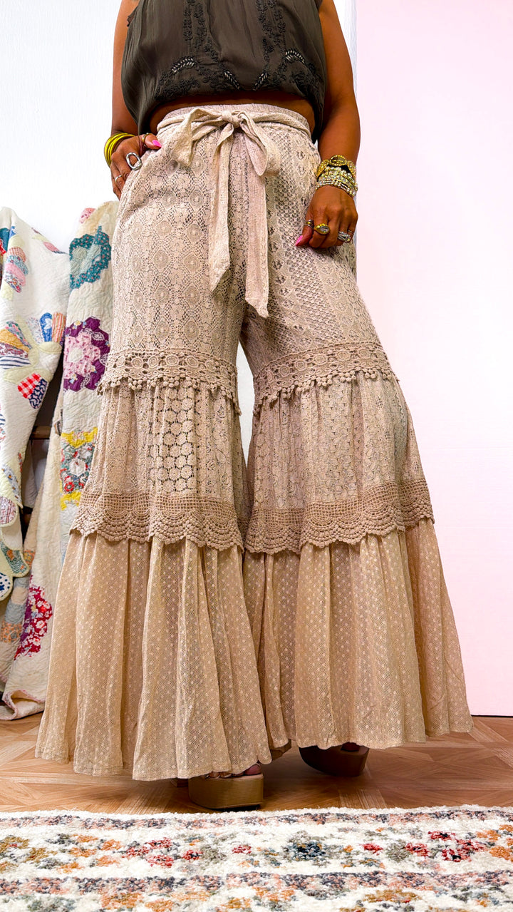 Meadow Curve Lace Tiered Pant, Beige