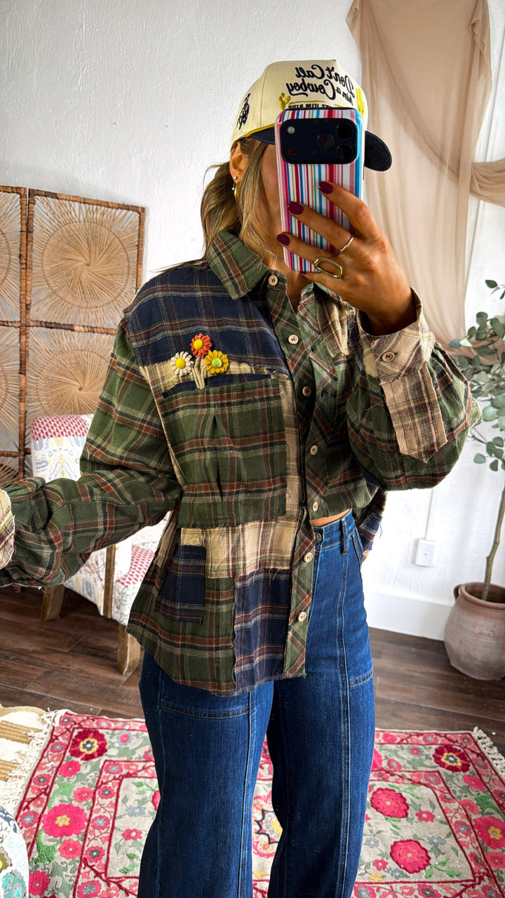 Touch Of Floral Detailed Flannel, Green Multi