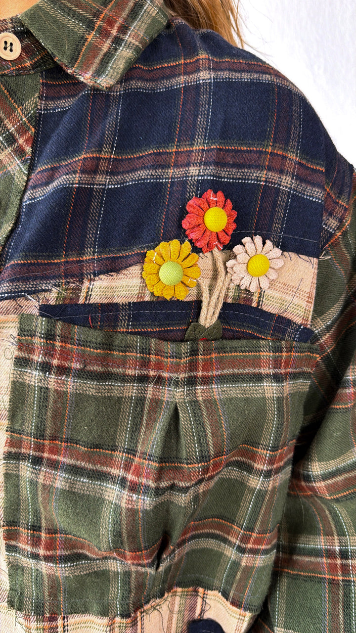 Touch Of Floral Detailed Flannel, Green Multi