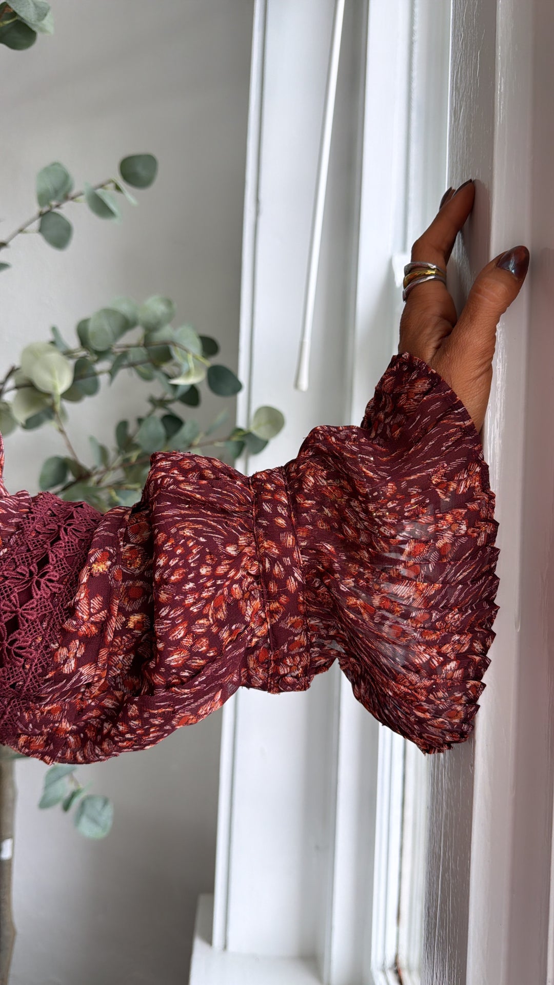 Evelora Floral Printed Blouse, Deep Burgundy