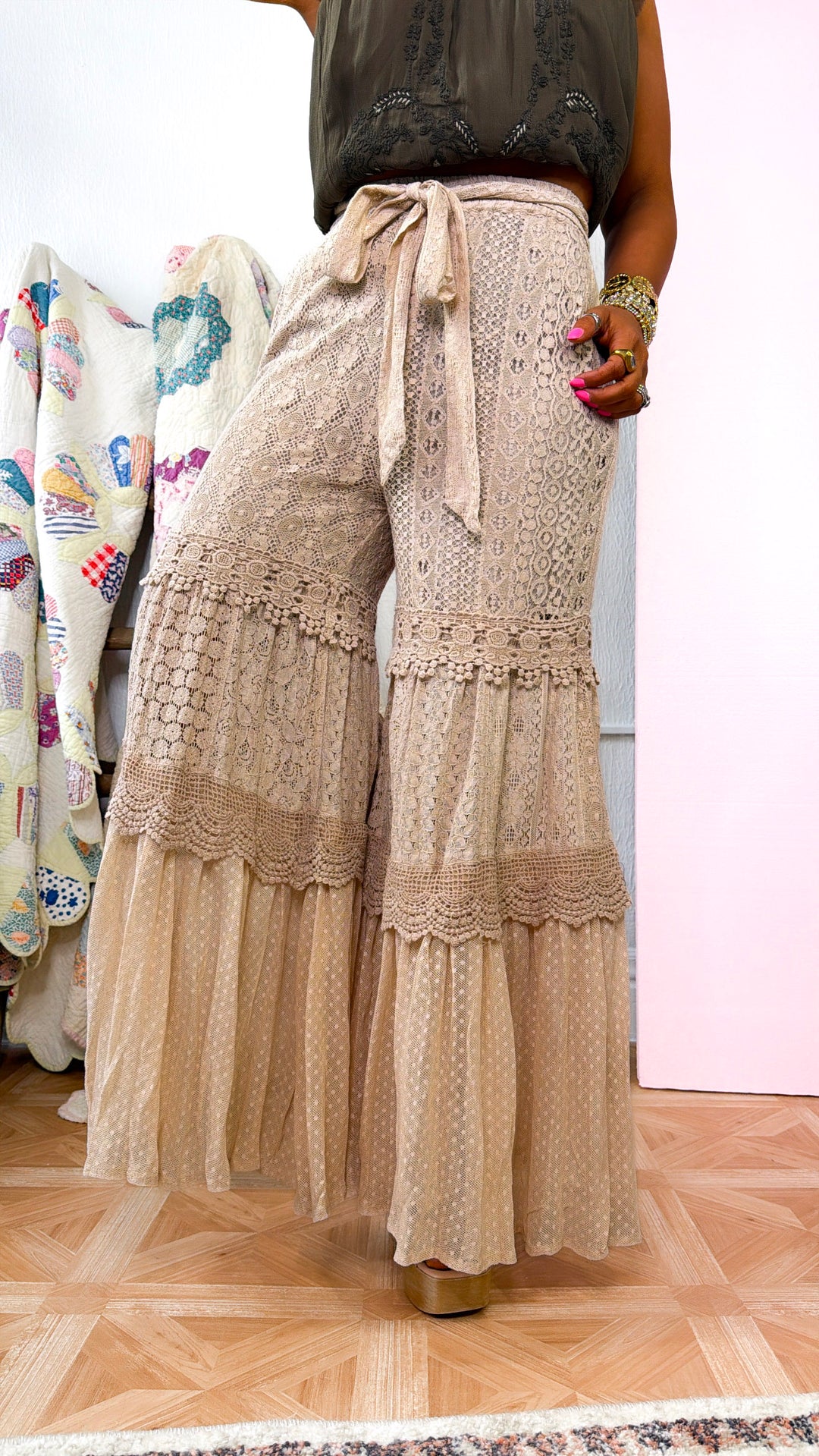 Meadow Curve Lace Tiered Pant, Beige