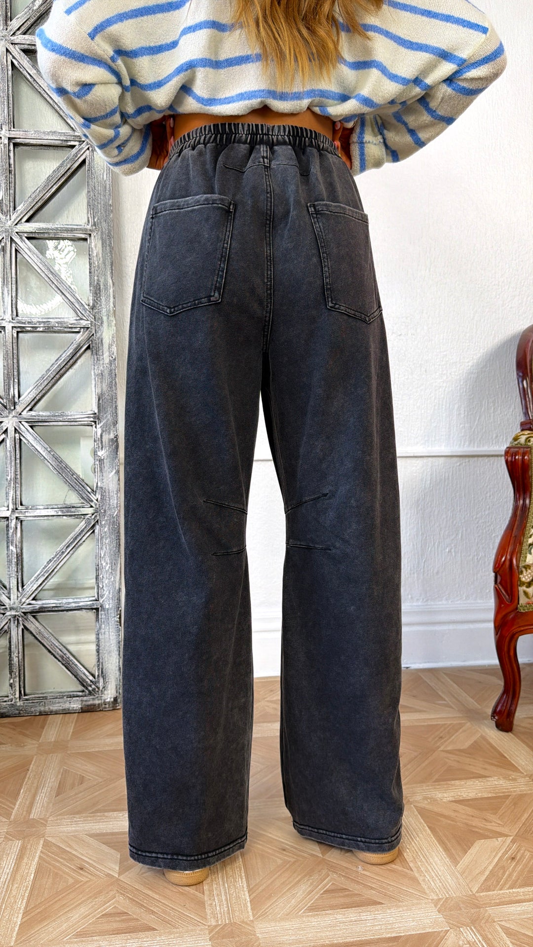 Trend Setter Barrel Leg Sweatpant, Black