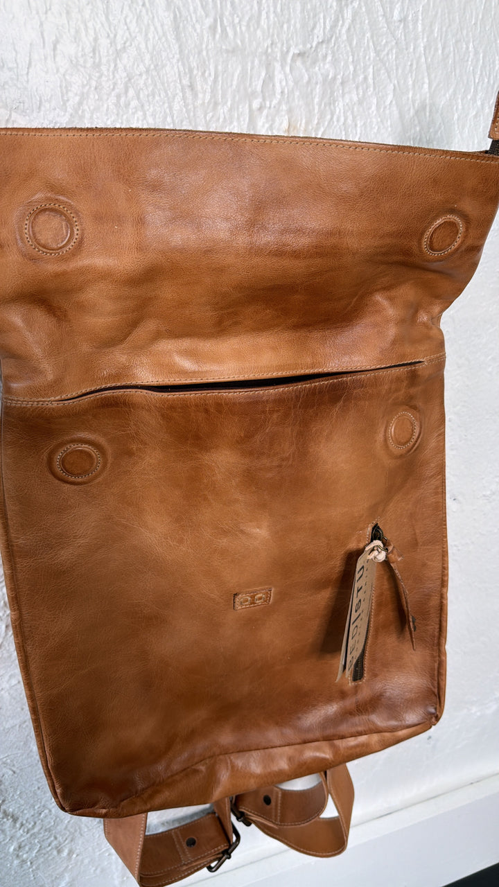 BedStu Howie , Tan Rustic