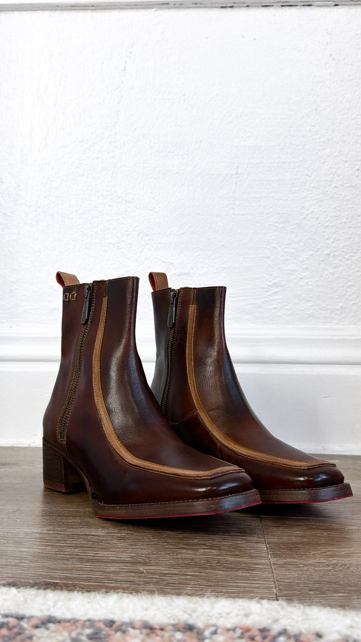 Bedstu Bitsy, Teak Oat Rustic