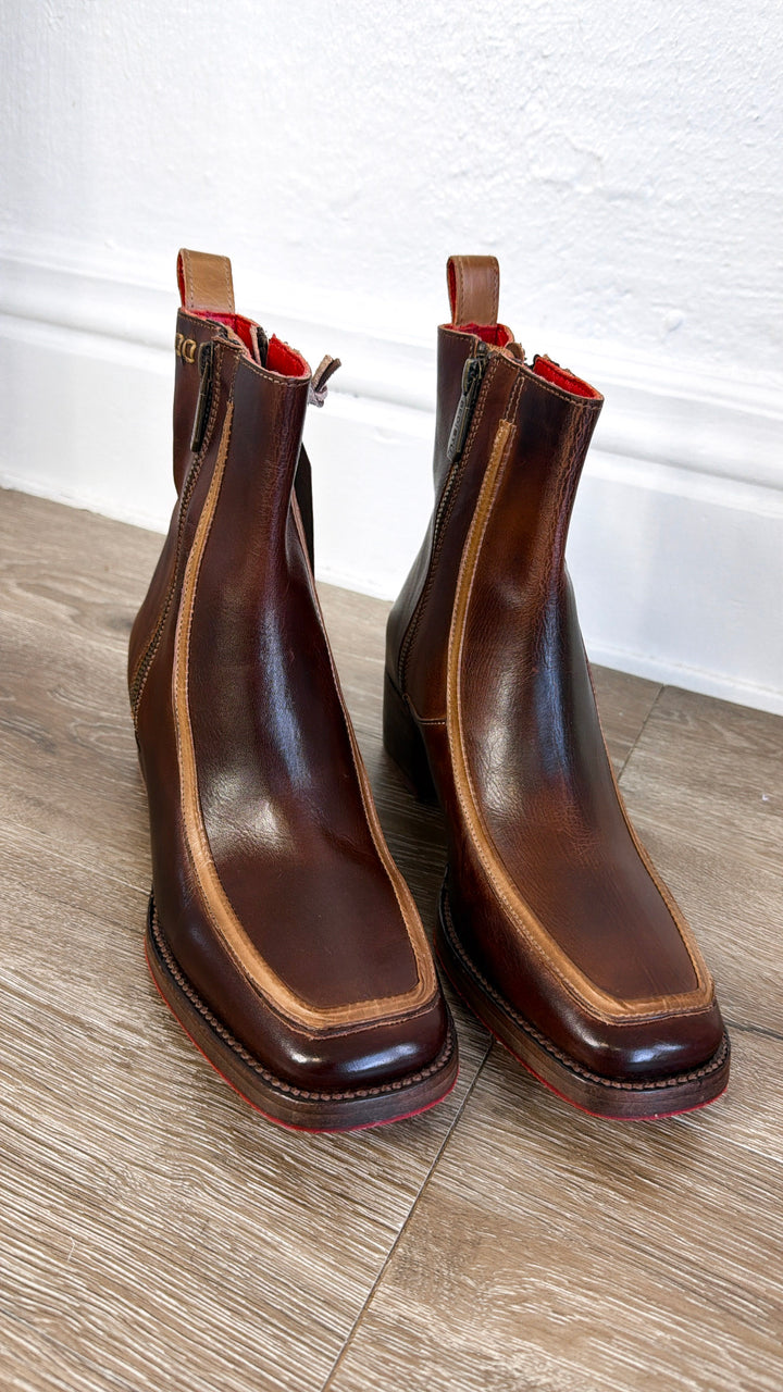 Bedstu Bitsy, Teak Oat Rustic