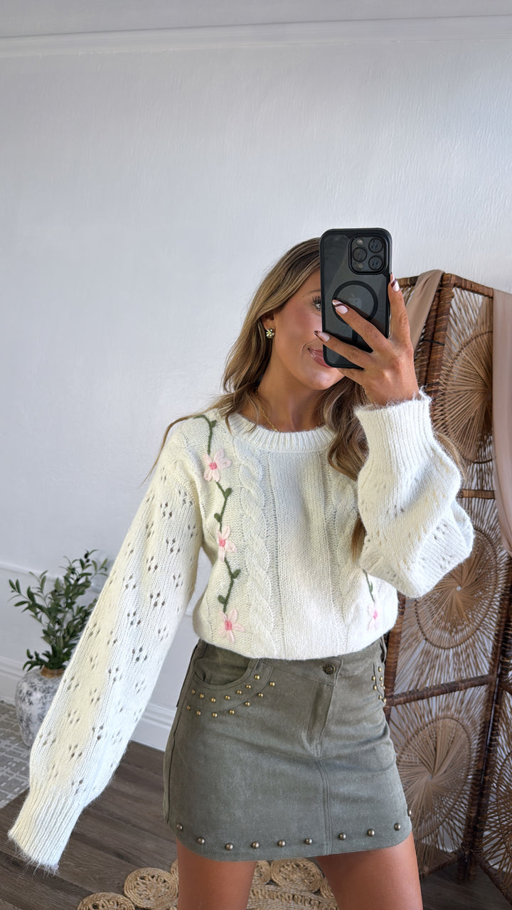 Soft Bloom Sweater, Powder Cream