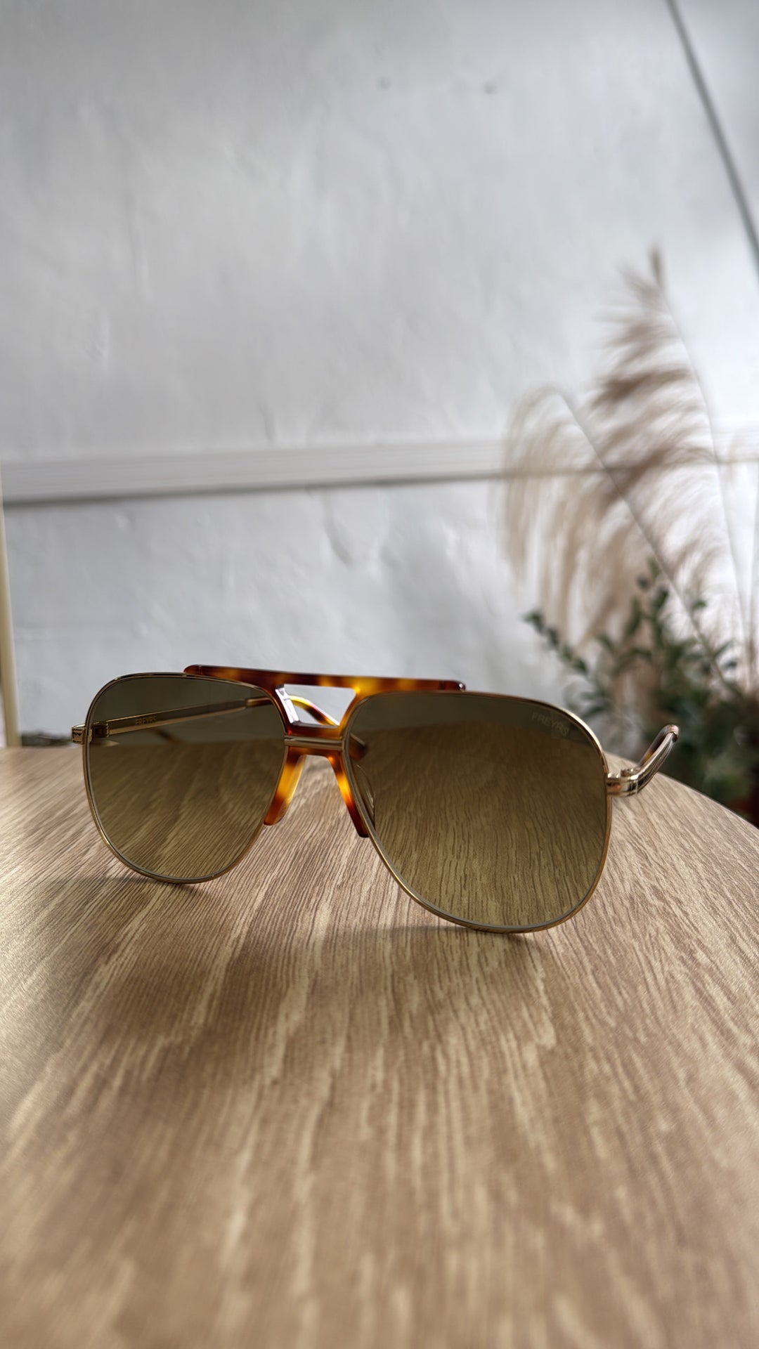 FREYRS Logan Sunglasses WHS - New - Tortoise / Green