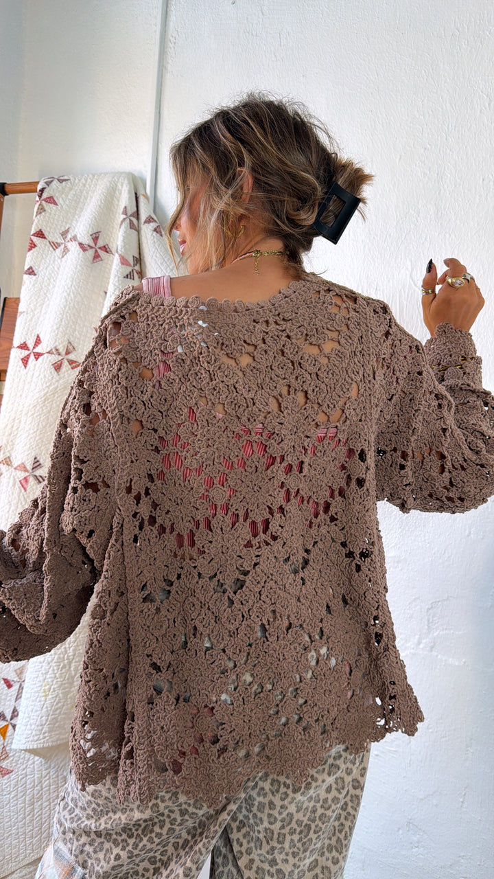 Scalloped Hem Crochet Sweater, Lt. Chocolate