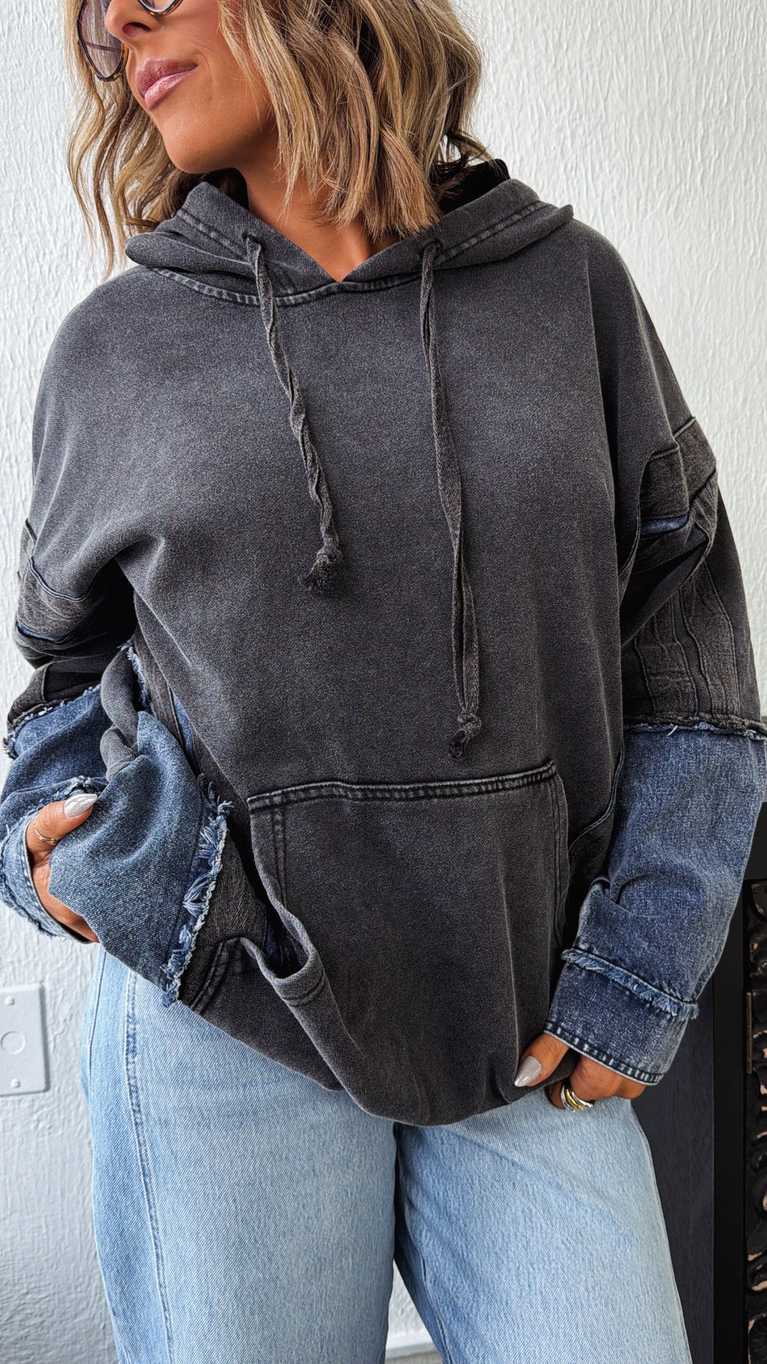 Stonewash Detailed Hoodie, Black