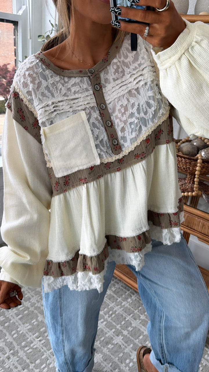 DOORBUSTER: POL Simple & Sweet Blouse, Cream