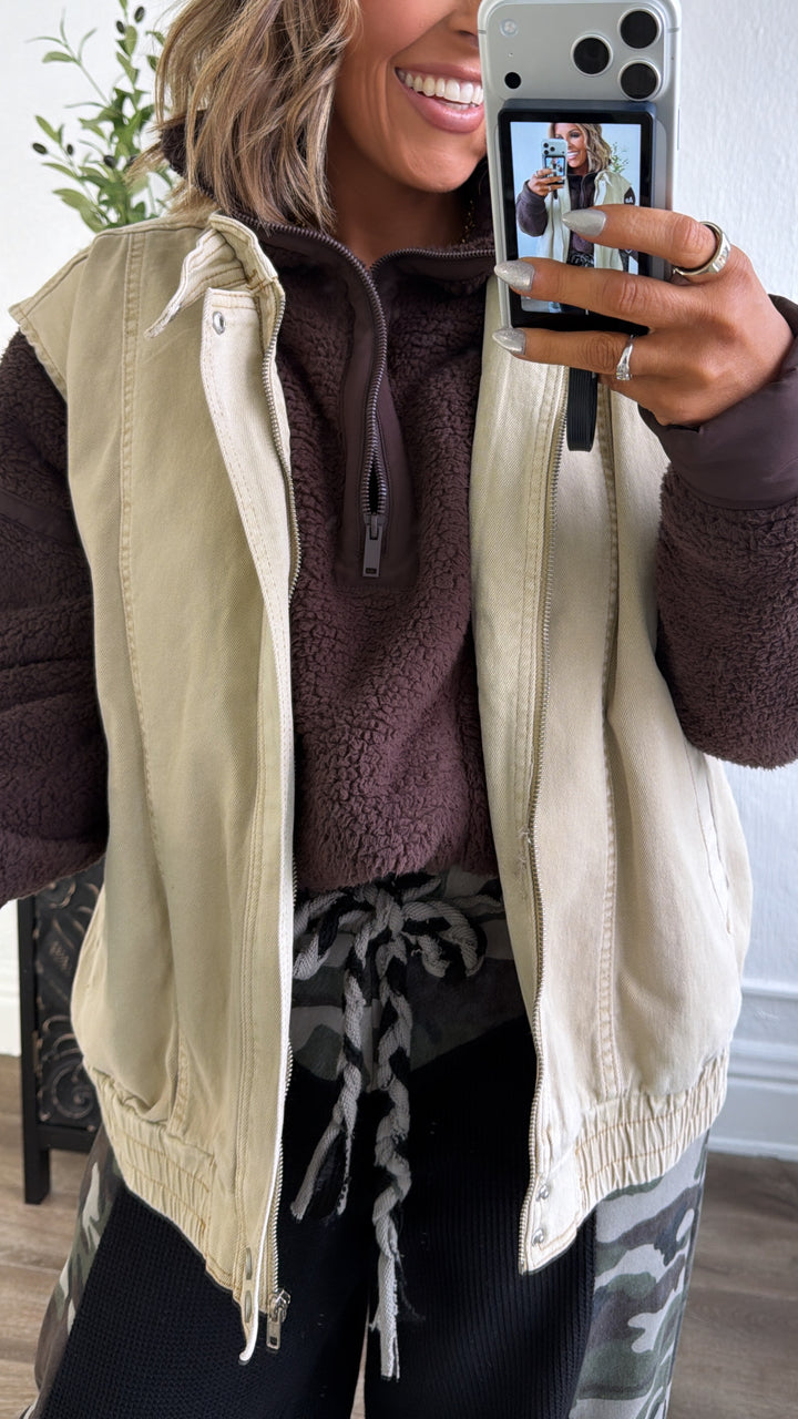 Utility Bay Vest, Sandstone