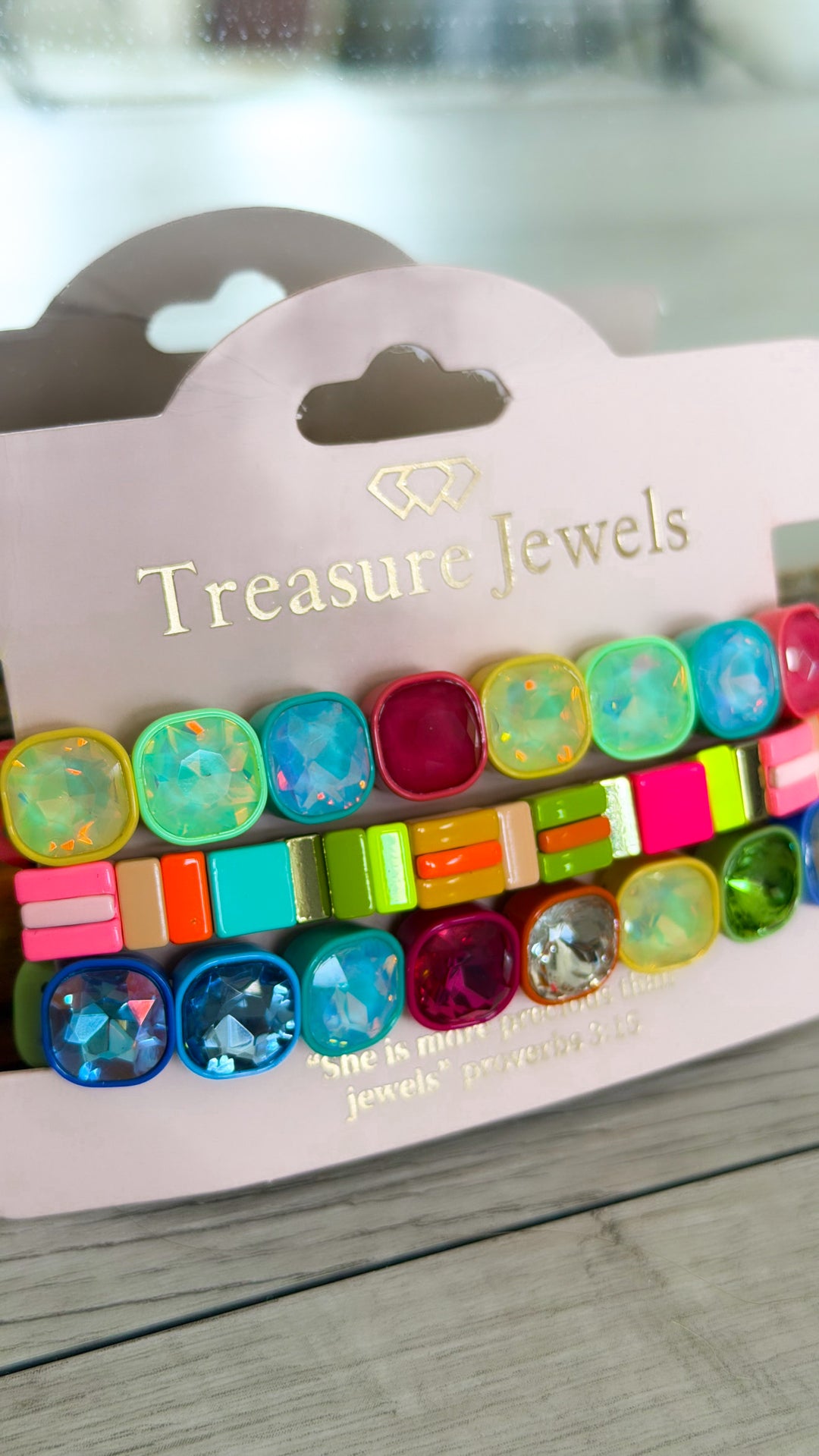 Title Sparkle Neon Stack