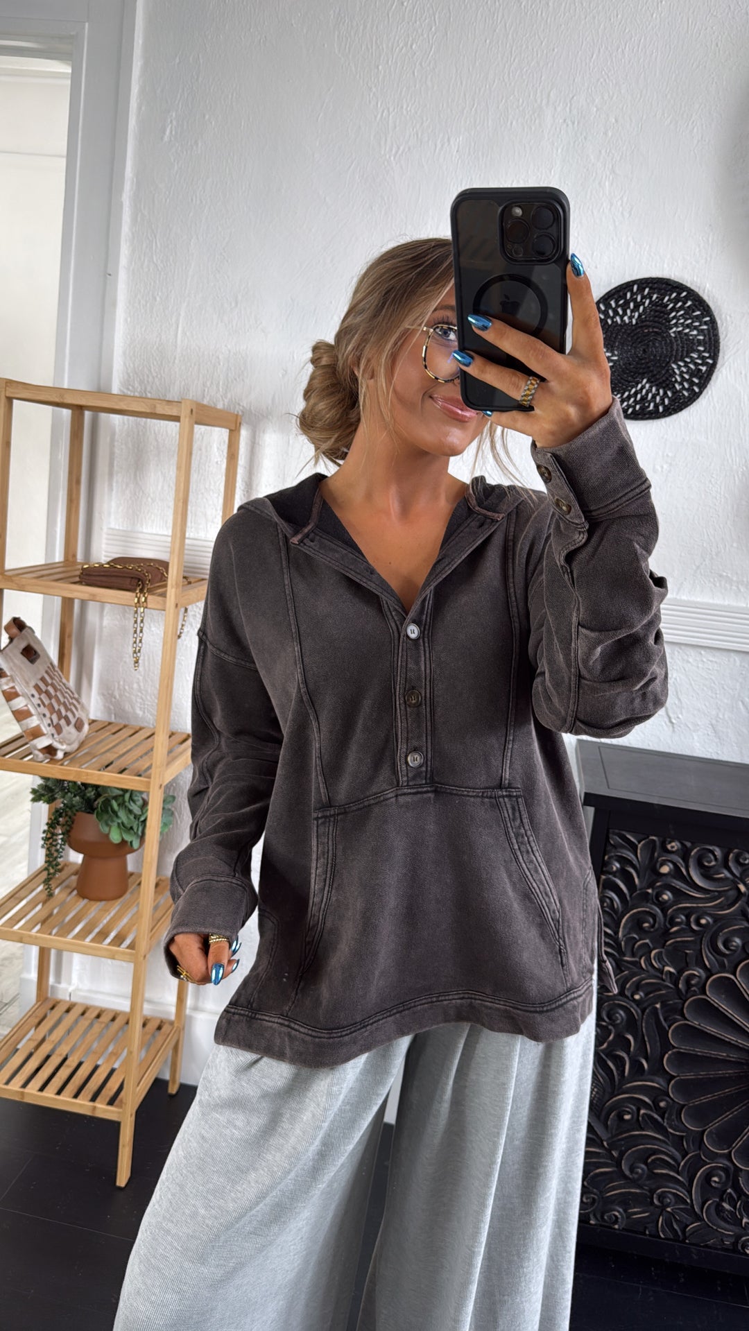 Campfire Nights Hoodie, Washed Black