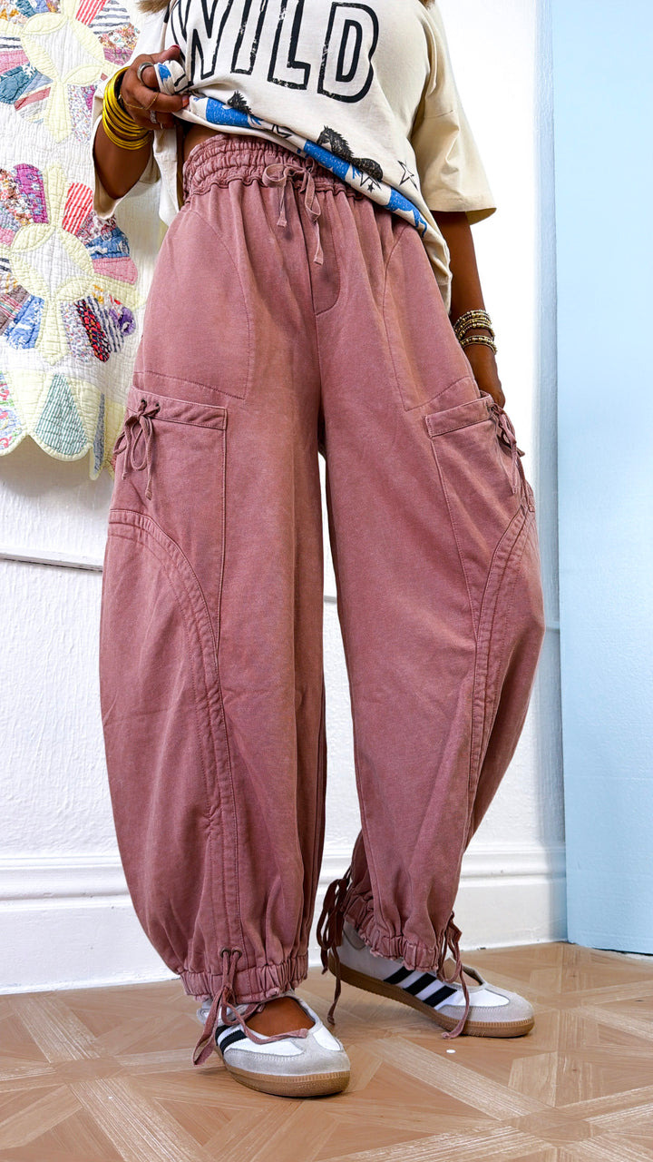 Cool It Joggers, Red Bean