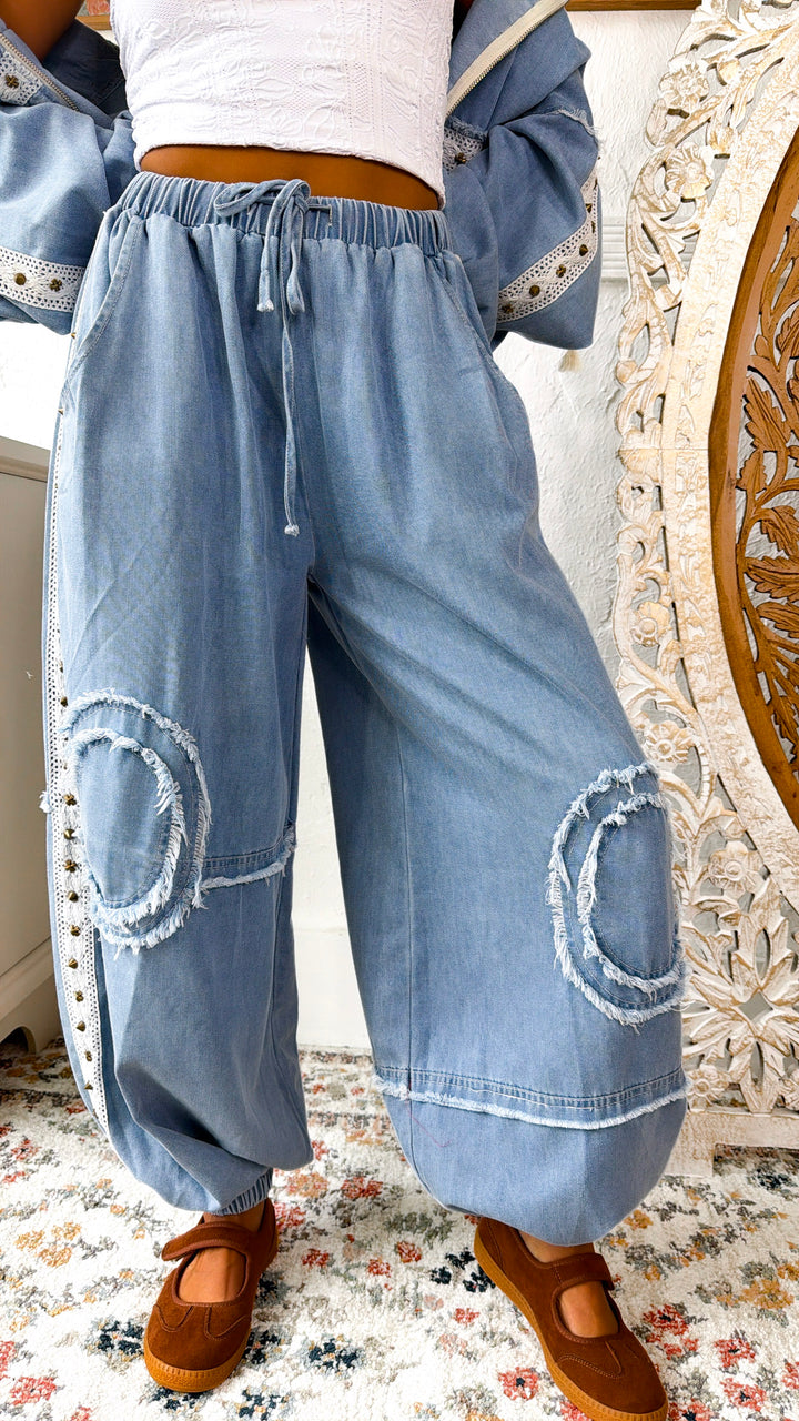 POL: Studded Jogger, Denim