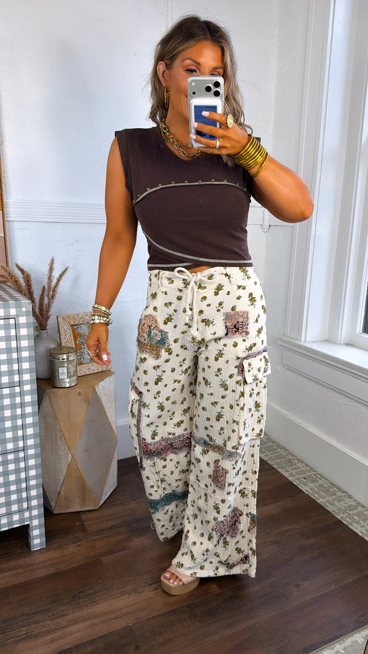 The Classic Studded Top, Coffee Bean