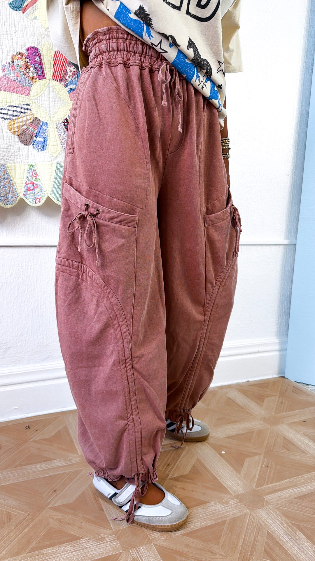 Cool It Joggers, Red Bean