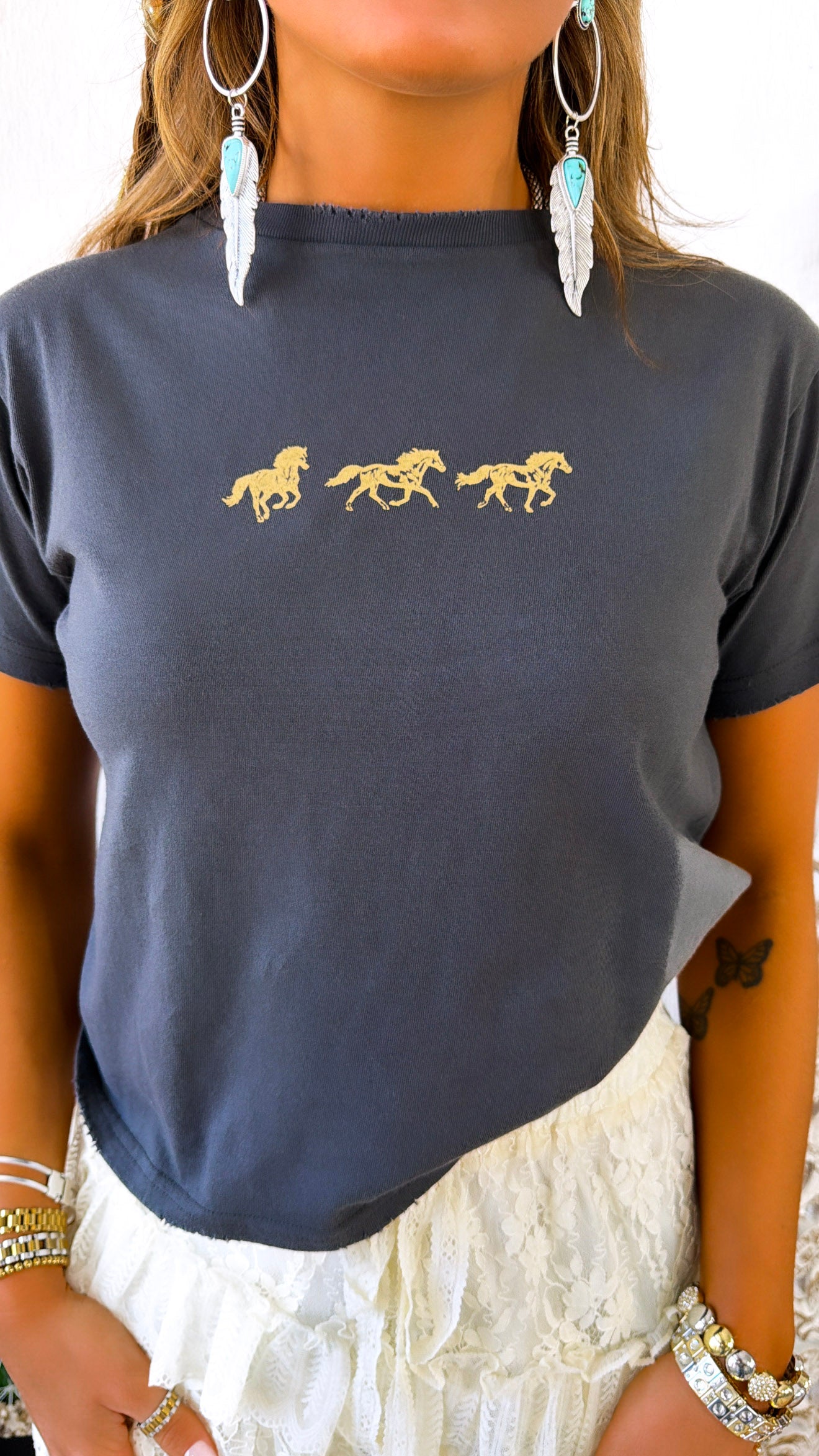 Wild Horses Graphic Tee, Grey – Everyday Chic Boutique