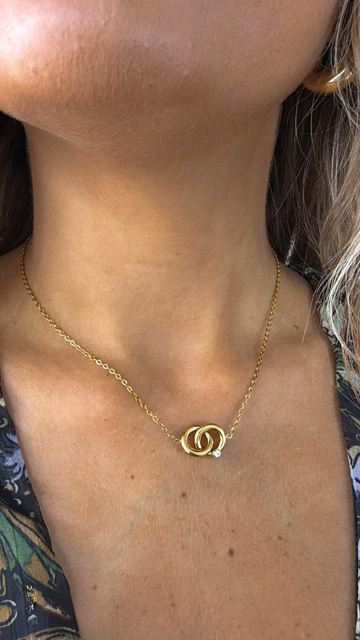 Eternal Link Necklace