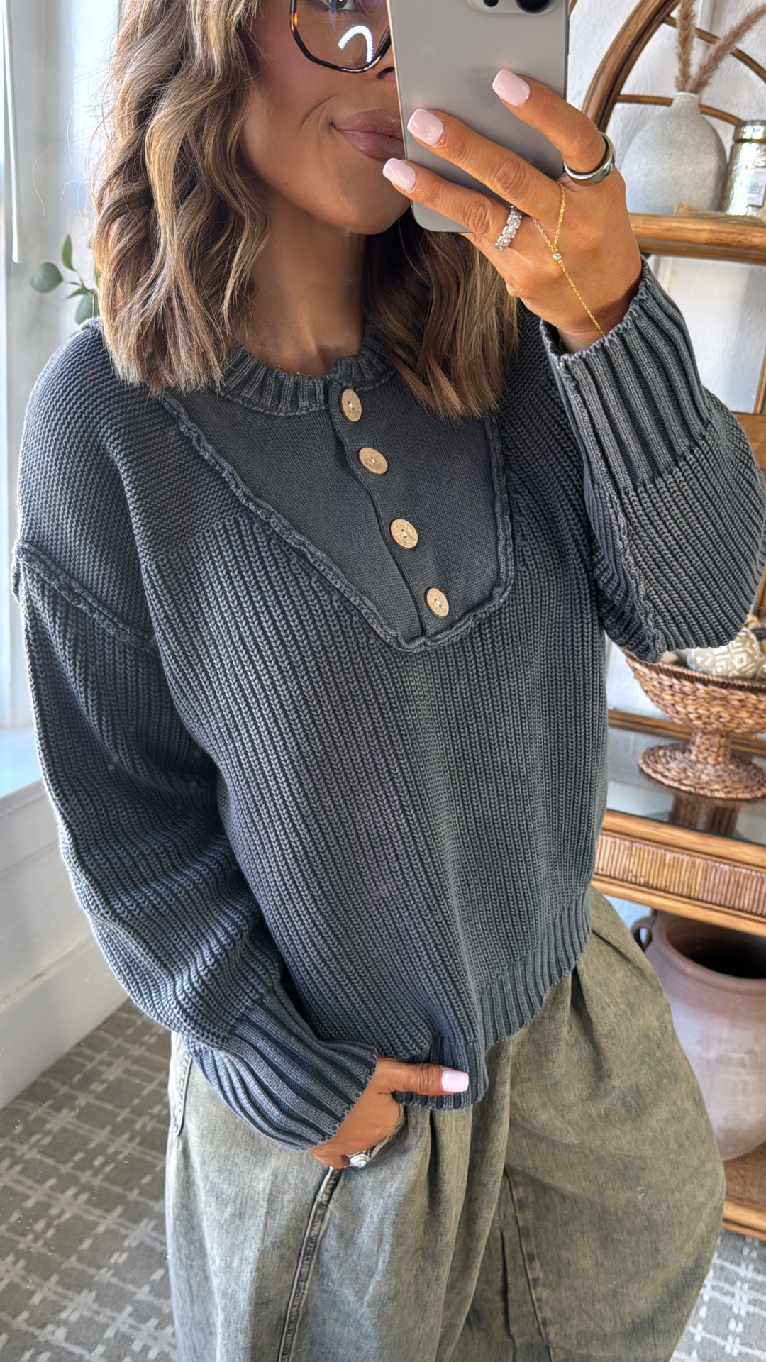 Chill Vibes Pullover Sweater, Midnight